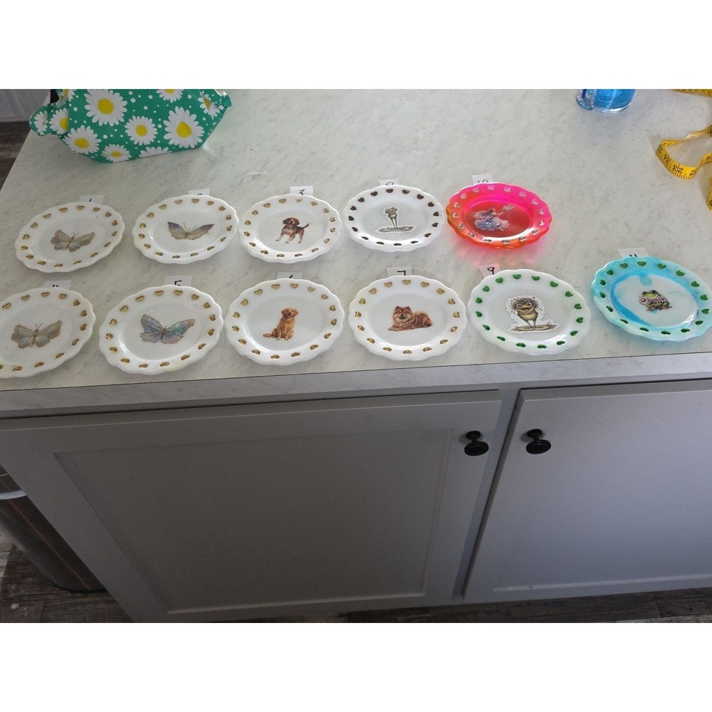Handmade‎ Resin 5 1/2 Inch Decorative Plate